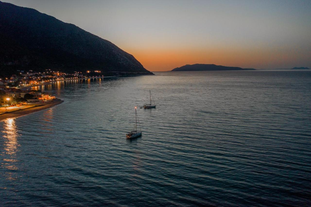 Stellatos House Apartment Poros  Ngoại thất bức ảnh