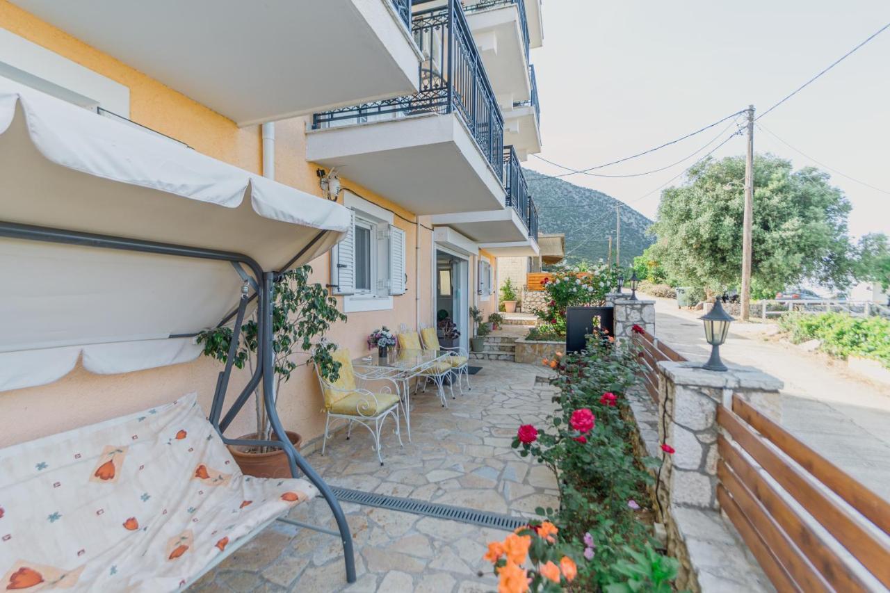 Stellatos House Apartment Poros  Ngoại thất bức ảnh