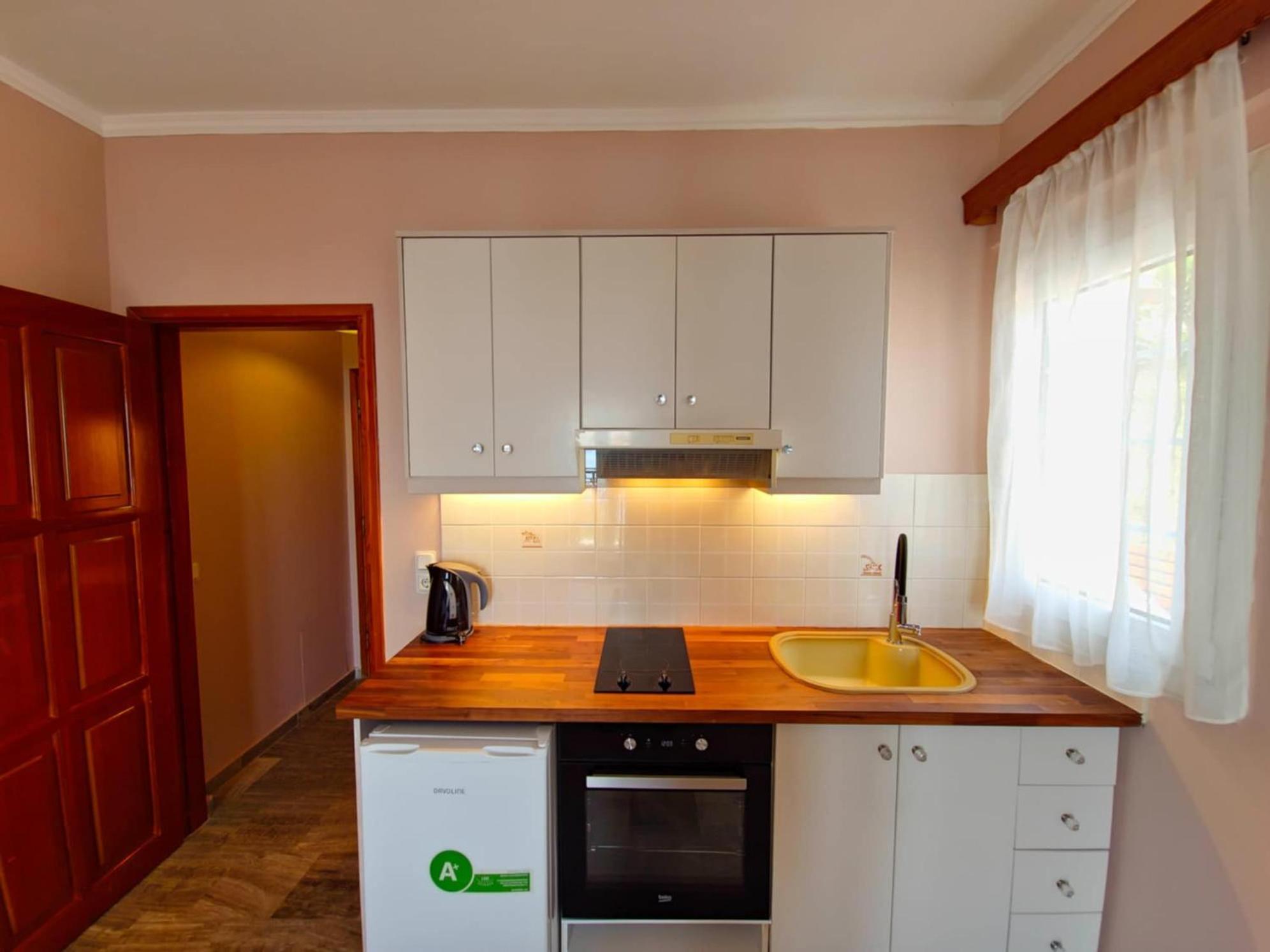 Stellatos House Apartment Poros  Ngoại thất bức ảnh
